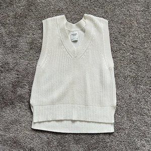 Abercrombie & Fitch Oversized Sweater Vest